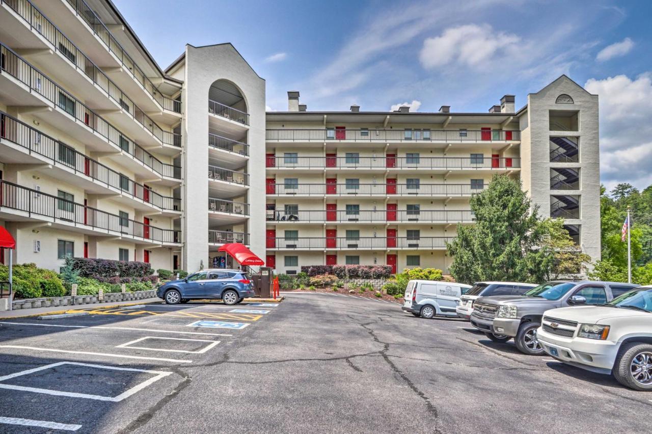 Stylish Gatlinburg Condo With Pool Walk Downtown! Εξωτερικό φωτογραφία