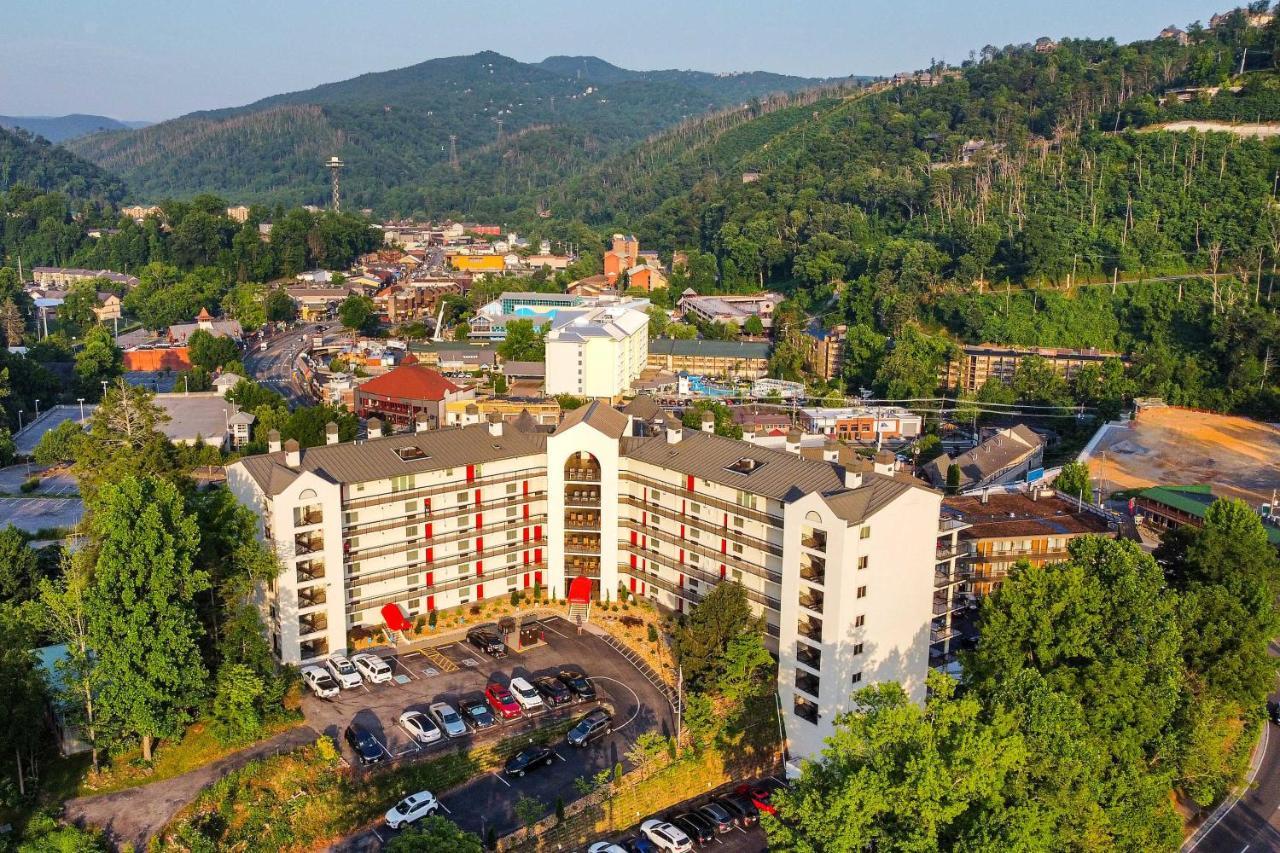 Stylish Gatlinburg Condo With Pool Walk Downtown! Εξωτερικό φωτογραφία